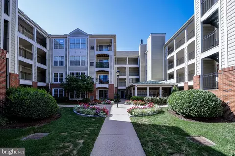 1100 Quaker Hill Dr #307, Alexandria, VA 22314