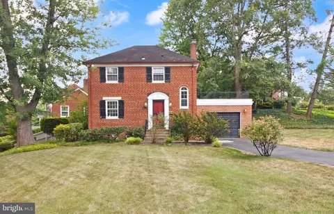 2317 Valley Dr, Alexandria, VA 22302
