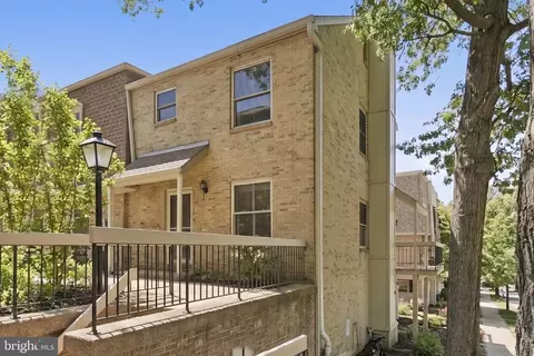 1625 Kenwood Ave, Alexandria, VA 22302