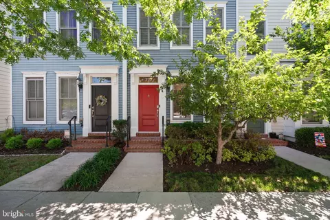 727 N Alfred St, Alexandria, VA 22314