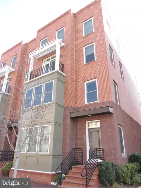 1903 Main Line Blvd, Alexandria, VA 22301