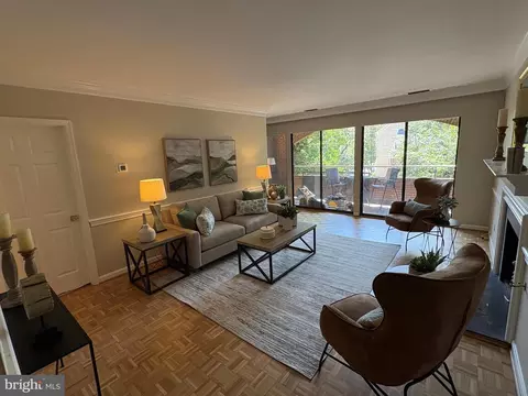 601 Wilkes St #204, Alexandria, VA 22314