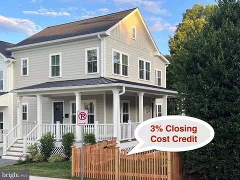 28 W Chapman St, Alexandria, VA 22301
