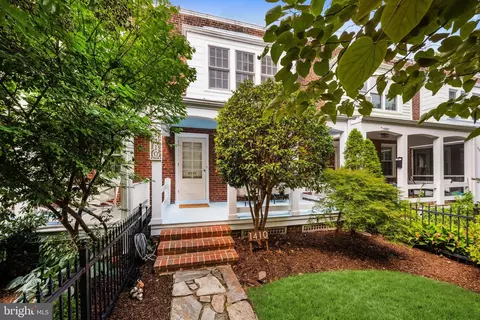1410 Mount Vernon Ave, Alexandria, VA 22301