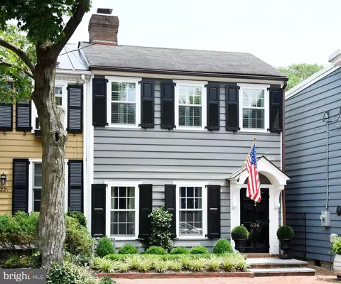 624 S Saint Asaph St, Alexandria, VA 22314