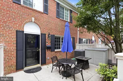 1545 N A N Van Dorn, Alexandria, VA 22304