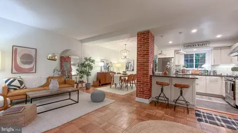 1806 Preston Rd, Alexandria, VA 22302