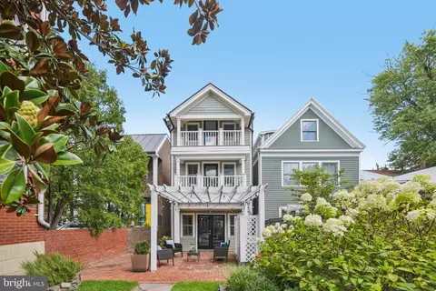 426 N Alfred St, Alexandria, VA 22314