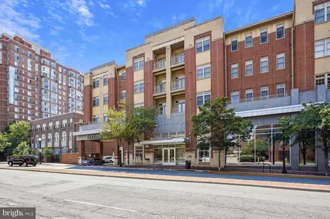 309 Holland #327, Alexandria, VA 22314