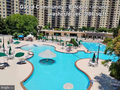 307 Yoakum Pkwy #1104, Alexandria, VA 22304