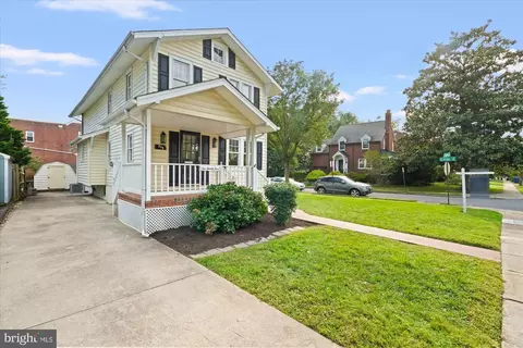 225 E Spring St, Alexandria, VA 22301