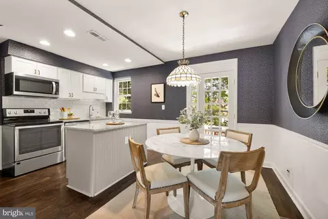 2962 S Columbus St S, Arlington, VA 22206
