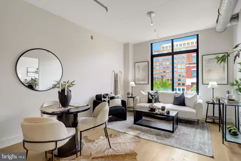 520 John Carlyle St #320, Alexandria, VA 22314