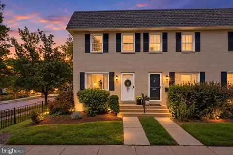 1751 N Cliff St, Alexandria, VA 22301