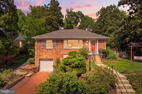 1629 Francis Hammond Pkwy, Alexandria, VA 22302