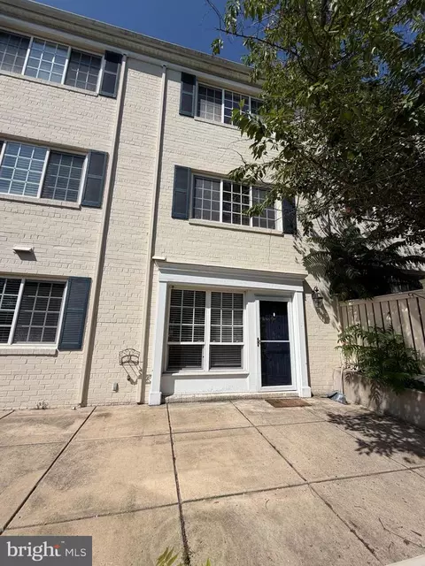 1415 N Van Dorn St #A, Alexandria, VA 22304