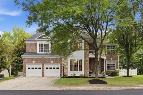 705 N Ashton St, Alexandria, VA 22312