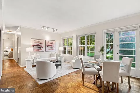 3410 Gunston Rd, Alexandria, VA 22302