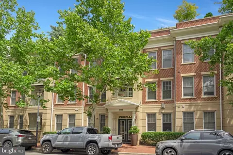 1115 Cameron #212, Alexandria, VA 22314