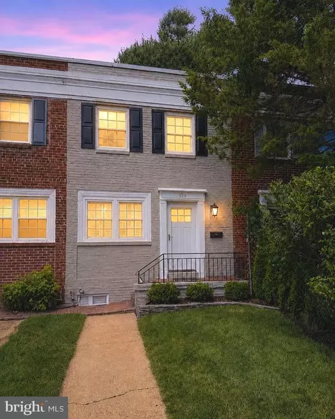 519 S Fayette St S, Alexandria, VA 22314