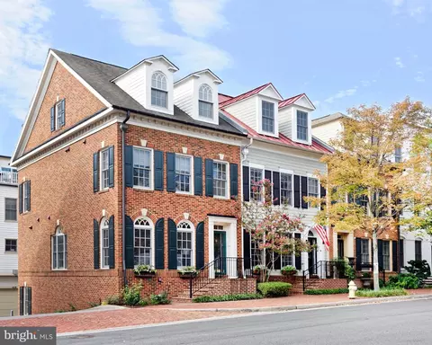 412 Oronoco St, Alexandria, VA 22314