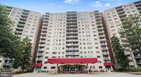 2500 N Van Dorn St #1206, Alexandria, VA 22302