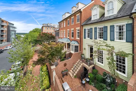 58 Wolfe St #14B, Alexandria, VA 22314