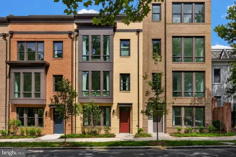 814 Gibbon St, Alexandria, VA 22314