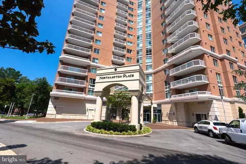 3101 N Hampton Dr #606, Alexandria, VA 22302