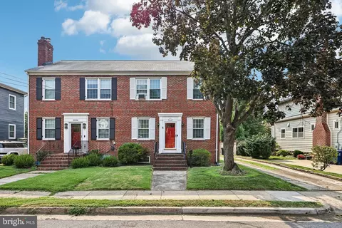 2608 Terrett Ave, Alexandria, VA 22301