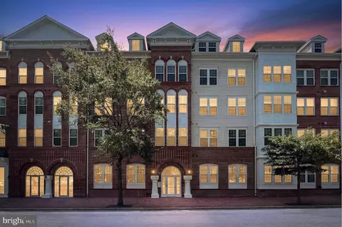 4950 Brenman Park Dr #308, Alexandria, VA 22304