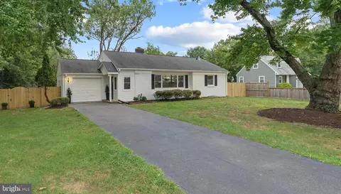 4636 Taney Ave, Alexandria, VA 22304
