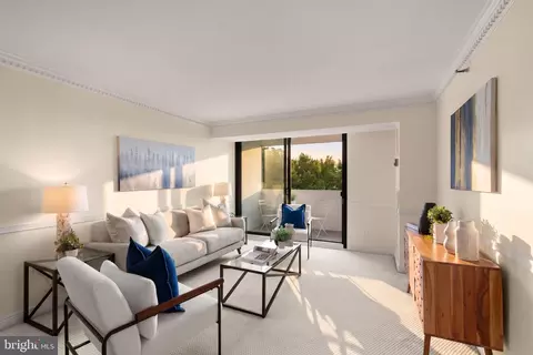 5911 Edsall Rd #711, Alexandria, VA 22304