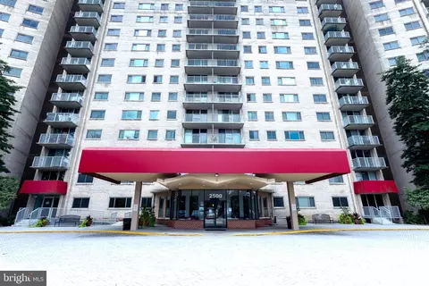 2500 N Van Dorn St #205, Alexandria, VA 22302
