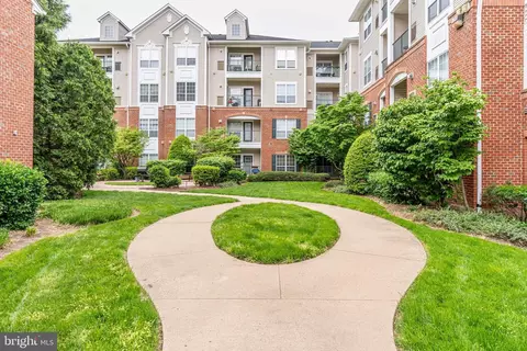 4850 Eisenhower Ave #115, Alexandria, VA 22304