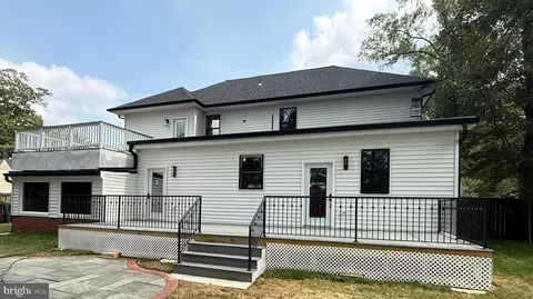 5607 Fillmore Ave, Alexandria, VA 22311