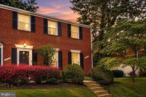 3764 Jason Ave, Alexandria, VA 22302