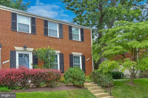 3764 Jason Ave, Alexandria, VA 22302