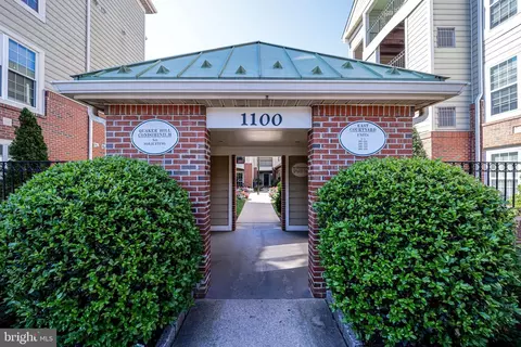 1100 Quaker Hill Dr #307, Alexandria, VA 22314