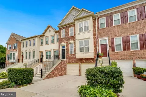 4641 Kirkland Pl, Alexandria, VA 22311
