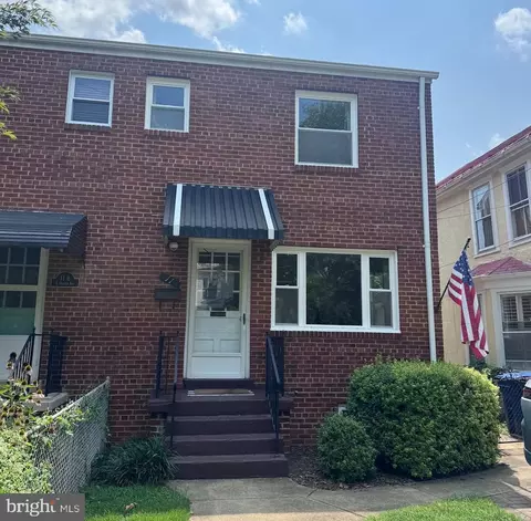11 E Oxford Ave, Alexandria, VA 22301