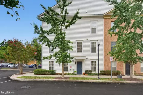 3927 Old Dominion Blvd, Alexandria, VA 22305