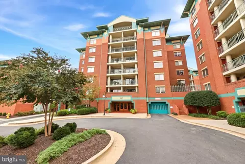 545 E Braddock Rd #408, Alexandria, VA 22314