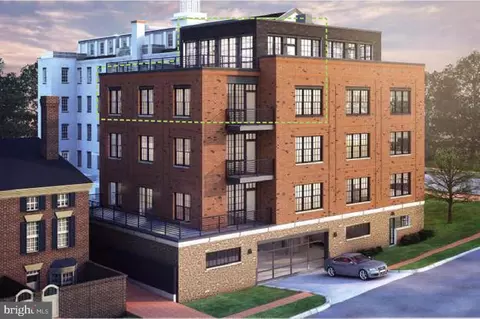 521 N Washington St #302, Alexandria, VA 22314