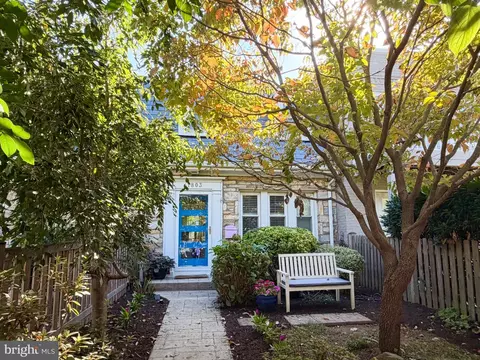 1803 Leslie Ave, Alexandria, VA 22301