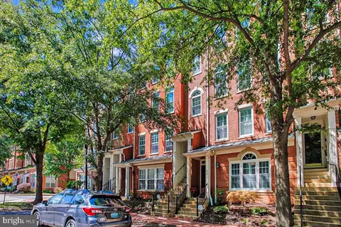 419 Cameron Station Blvd, Alexandria, VA 22304