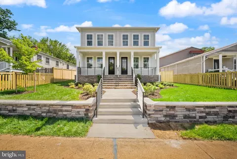 29 E Reed Ave, Alexandria, VA 22305