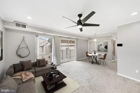 6141 Edsall Rd #L, Alexandria, VA 22304