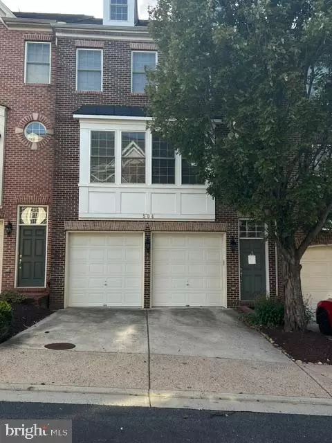 504 Triadelphia Way, Alexandria, VA 22312