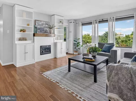 6300 Stevenson Ave #416, Alexandria, VA 22304